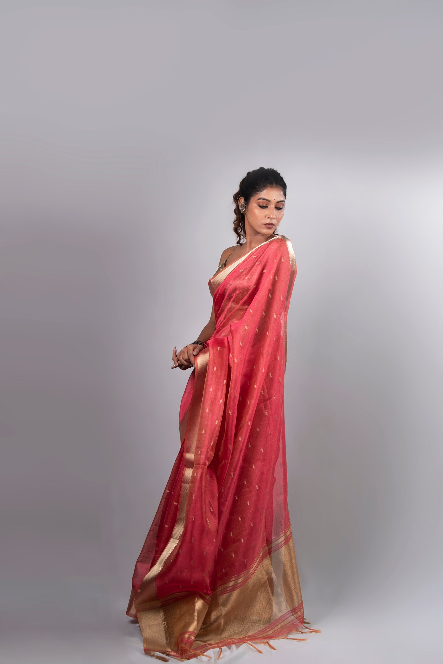 Gulnaar Zari Art Silk Saree
