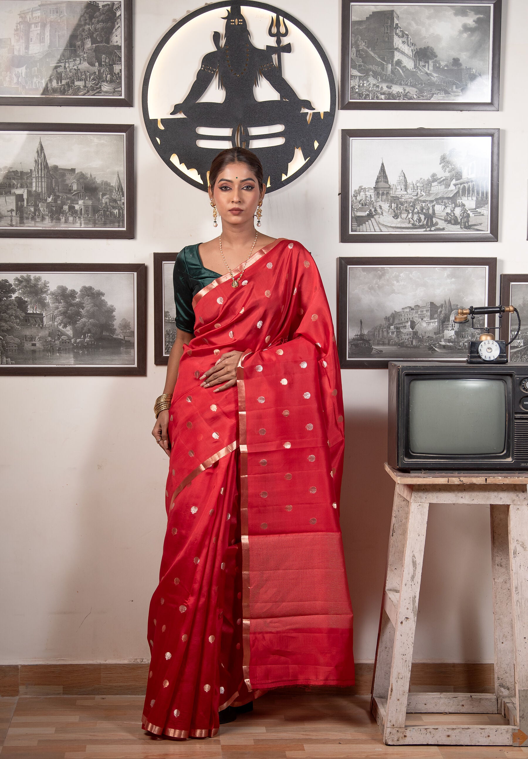 Pure Raw Mango Silk Saree in Festive Red | Handwoven Zari Buti Work & Minimal Border