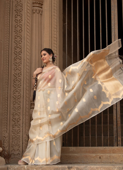Pure Kora Silk Banarasi Saree in Ivory Gold | Handwoven Organza Kora with Zari Buti & Scalloped Border