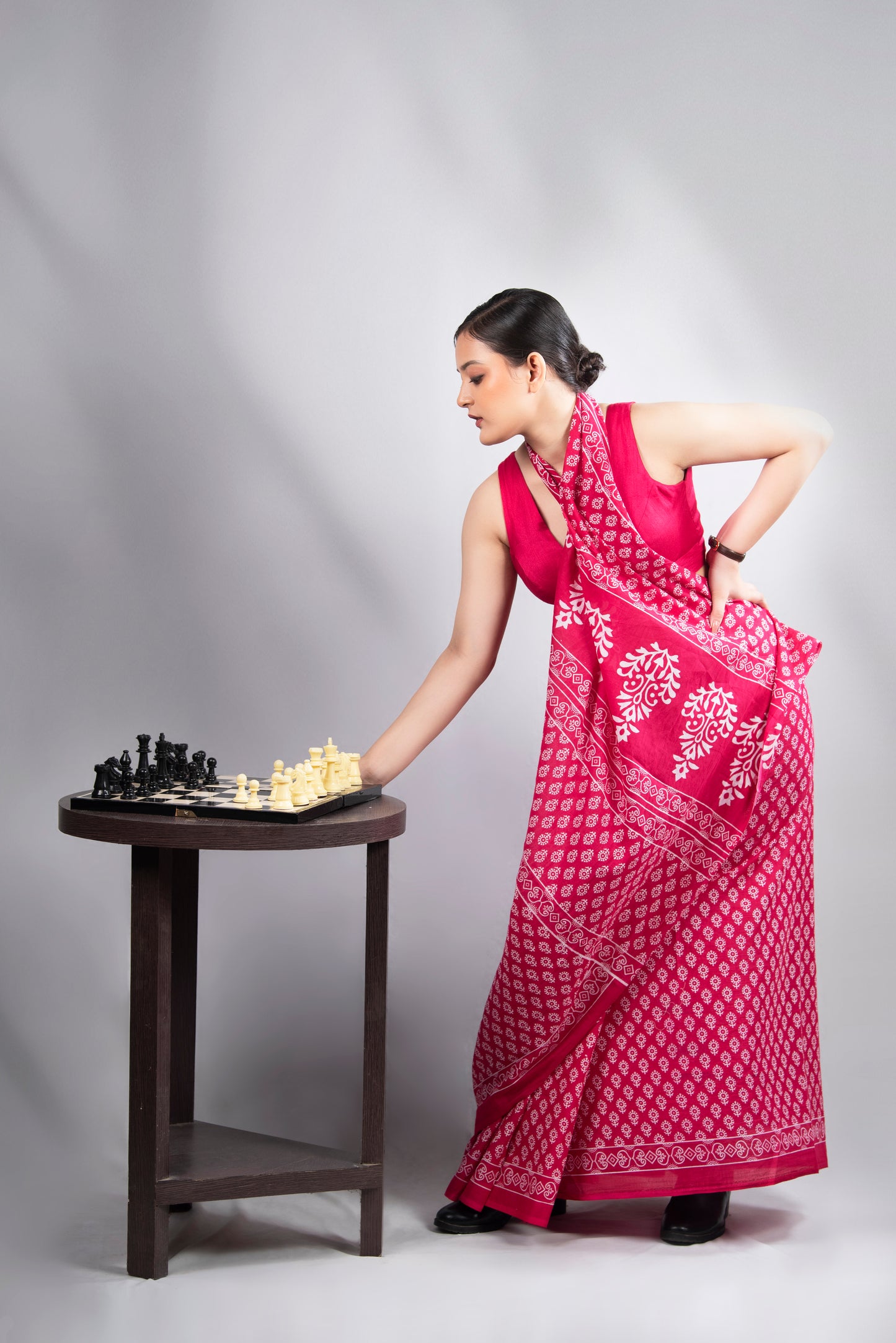 Gulnaar Mul Cotton Saree