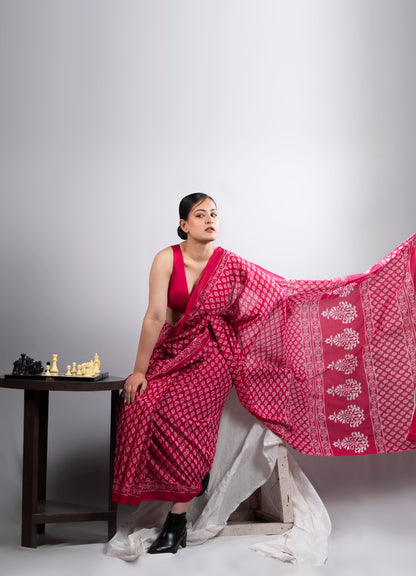 Gulnaar Mul Cotton Saree