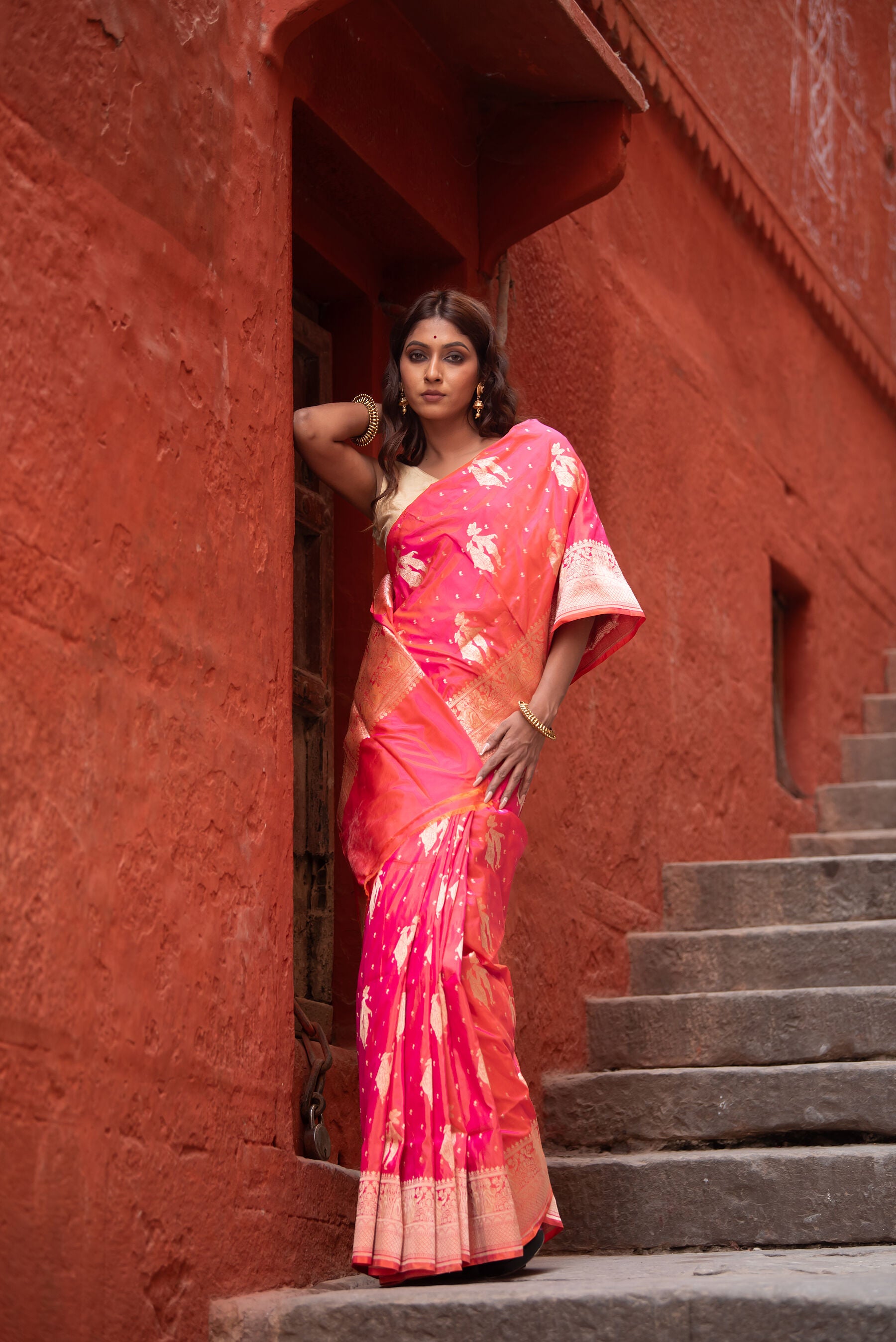 Pure Katan Silk Banarasi Saree in Coral Pink | Handwoven European Motifs & Gold Zari Detailing