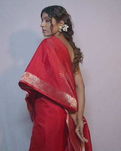 Surkh Hamsa Silk Saree
